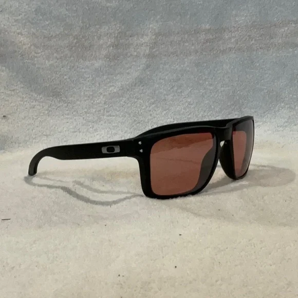 Oakley Black Sunglasses with Red Lenses